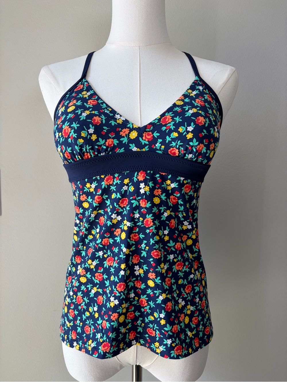 Lands’ End Navy Ditsy Floral Padded Tankini Swimsuit Top Size 4